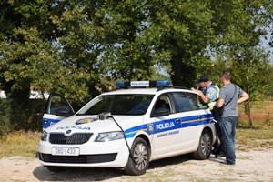Slika PU_I/vijesti/2017/prometna policija kontrola5.JPG